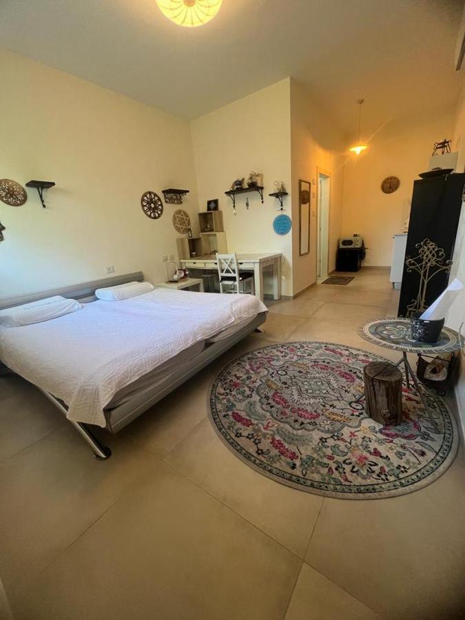 Ferienwohnung נקודות ריפוי Tirat Carmel Exterior foto